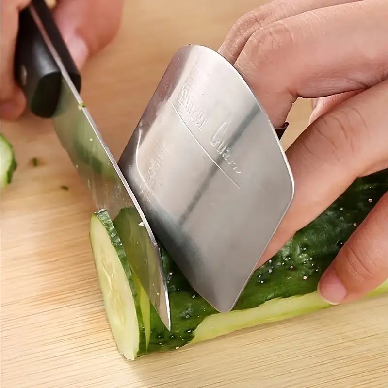 Kitchen Hand Gadgets - Stainless Steel Vegetable Cutting Finger Guard